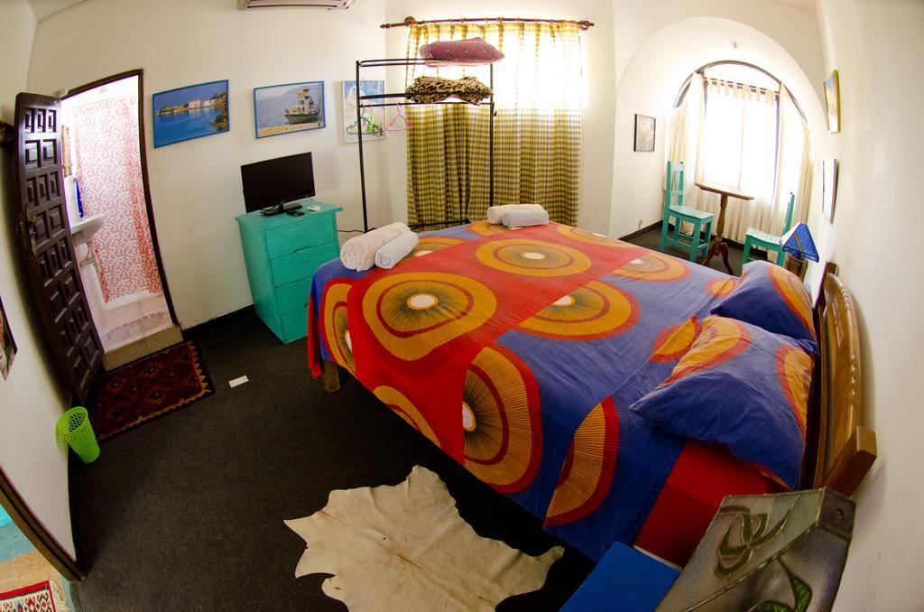 Hostal Los Aventureros 산타 크루즈 드 라 시에라 객실 사진